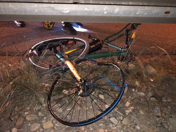 Antalya’da iki arkadaşın bisikletli yolculuğu ölümle sonuçlandı: 2 ölü -2