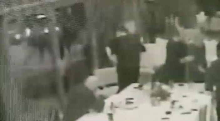 Cengiz Kurtoğlu'dan iş insanına bıçaklı saldırı iddiası kamerada -5