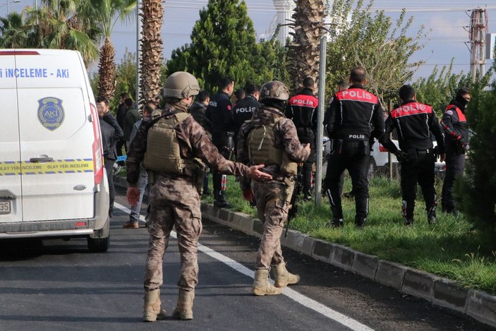 Şanlıurfa'da polis uygulama noktasında silahlı kavga: 2 yaralı, 22 gözaltı -9