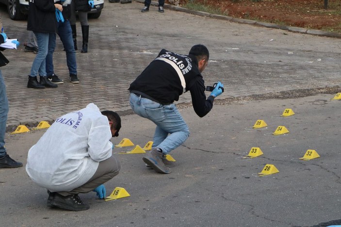 Şanlıurfa'da polis uygulama noktasında silahlı kavga: 2 yaralı, 22 gözaltı -10