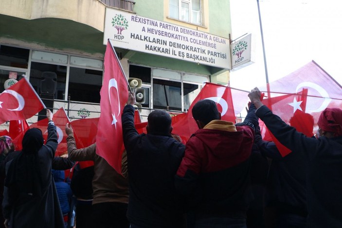 Hakkari'de, ailelerin HDP önündeki eyleminde 37'nci hafta -2