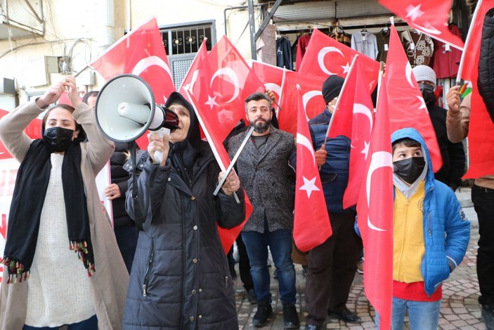 Hakkari'de, ailelerin HDP önündeki eyleminde 37'nci hafta -4