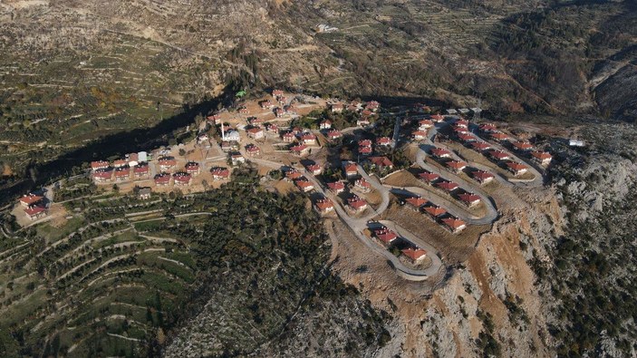 TOKİ, Antalya yangını sonrası Akseki'de 64 evin yapımını tamamladı -2