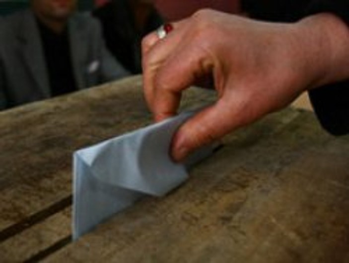 Mısır'da oy verme işlemi sona erdi