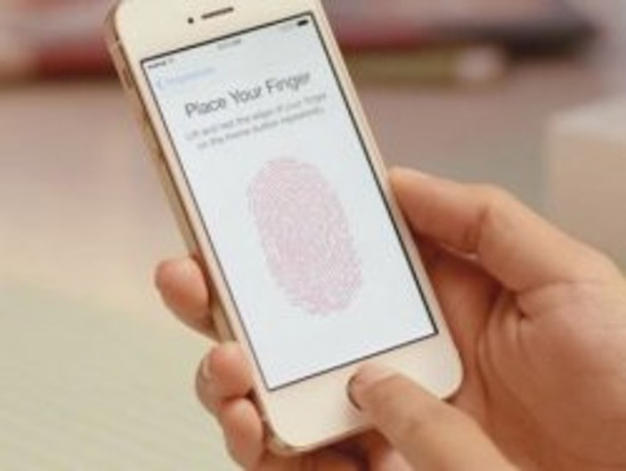 Apple’ın parmak izi sensörü hack’lendi