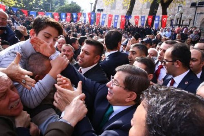 Bursa'da Ahmet Davutoğlu izdihamı