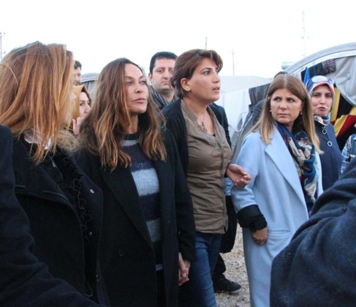Hülya Avşar'dan tartışan BDP ve AK Partililere uyarı