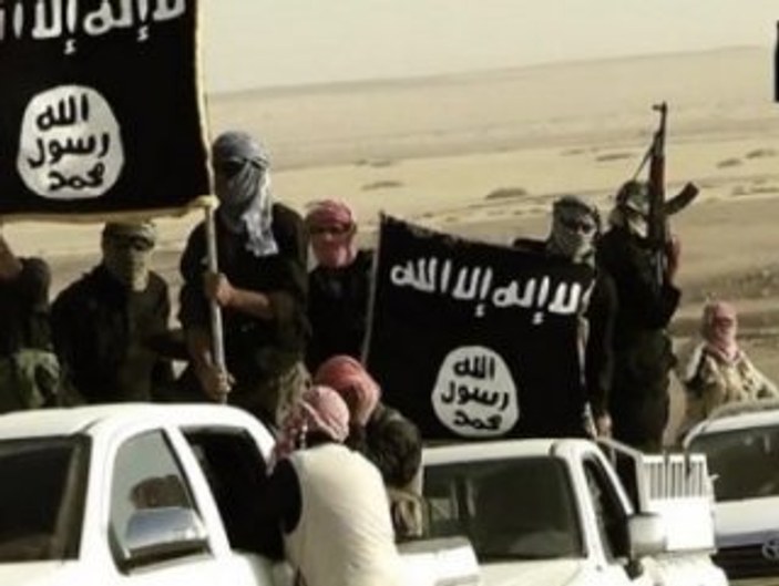 IŞİD elindeki bölgelerde saatleri ileri aldı