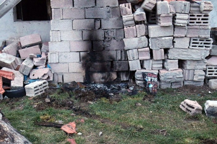 Kırşehir'de yanmış erkek cesedi bulundu