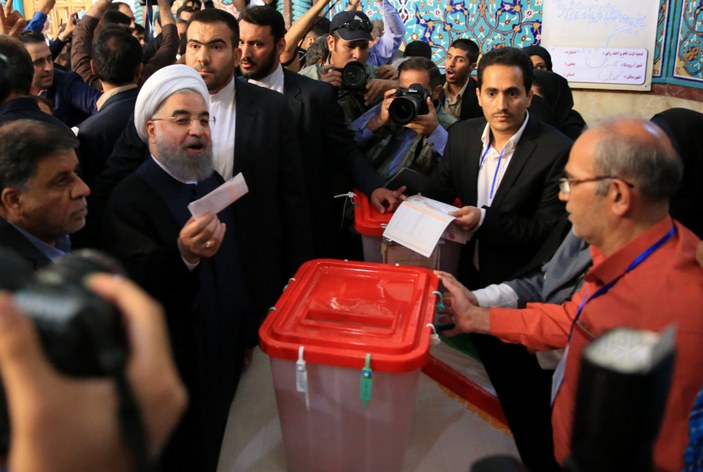 İran Cumhurbaşkanlığı seçimlerini Ruhani kazandı