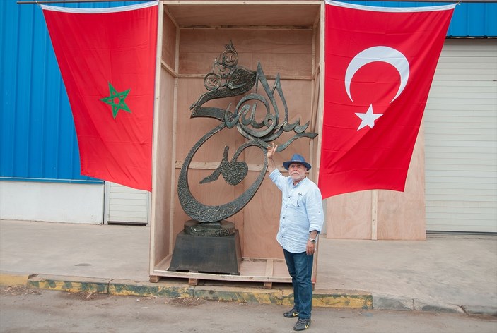 Tunuslu sanatçıdan Cumhurbaşkanı'na hediye