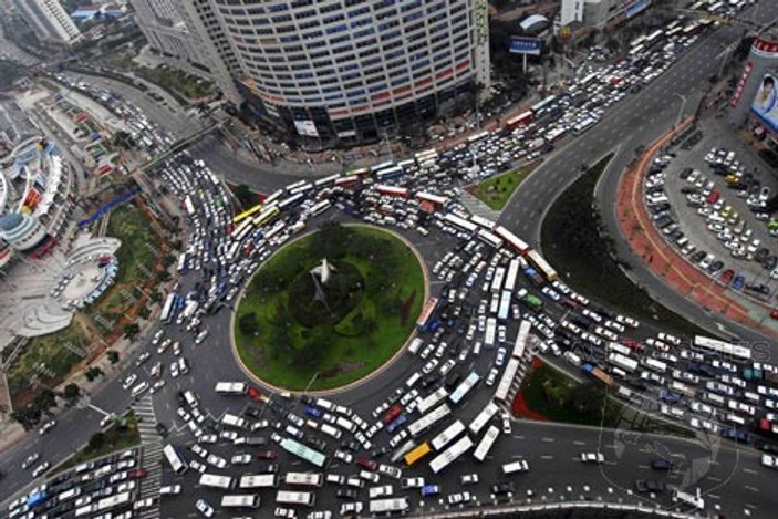 Çin'de benzinli ve dizel araçlar yasaklanacak