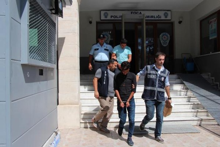 İzmir'de FETÖ yalanıyla dolandıranlar tutuklandı