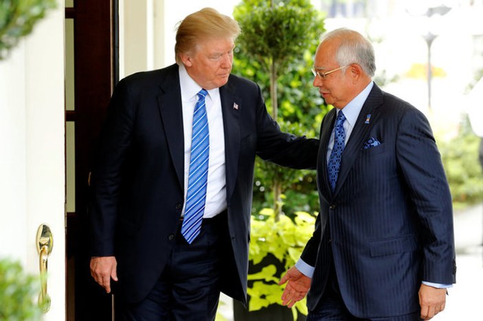 Trump Malezya Başbakanı Rezak ile görüştü