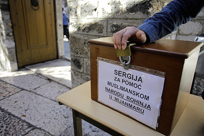 Bosna Hersek'ten Arakanlı Müslümanlara yardım