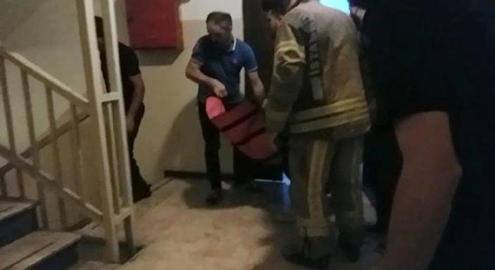 Asansör boşluğuna sıkışan adam hayatını kaybetti