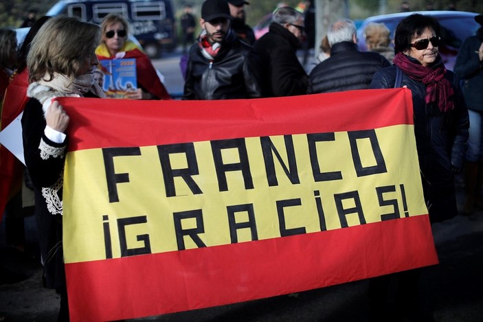 İspanya'da diktatör Franco'nun mezarı nakledildi