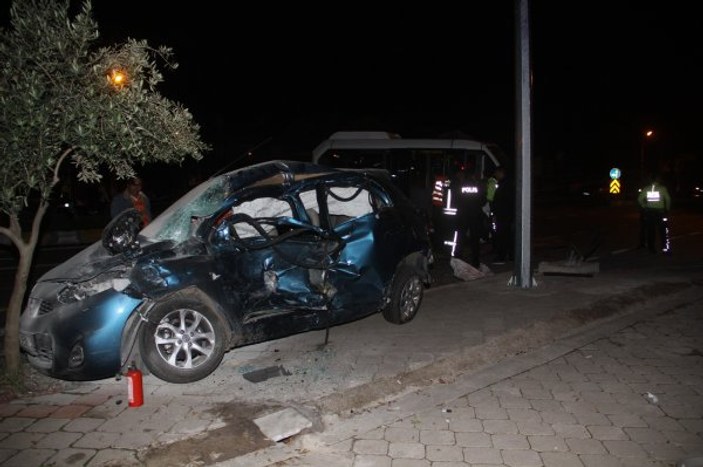Muğla'da yolcu minibüsü kaza yaptı: 1 ölü 5 yaralı