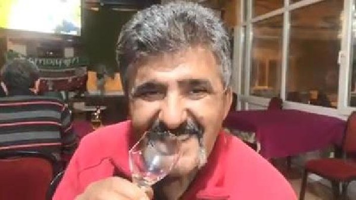 Bursa'da yaşayan adam 40 yıldır cam yiyor