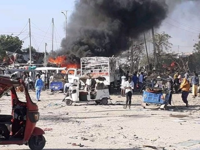 Somali’de bombalı saldırı: 80 ölü