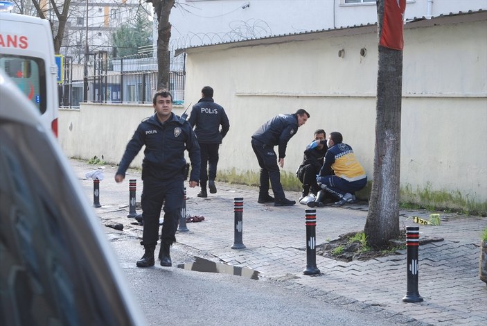Ümraniye'de silahlı saldırıda 3 kişi yaralandı