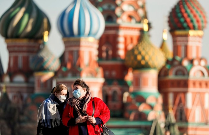 Moskova’da koronavirüs nedeniyle sokağa çıkma yasağı