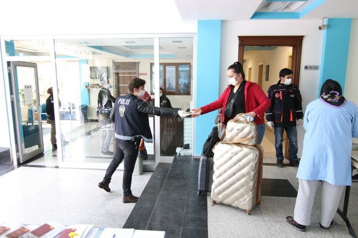 Sakarya'da karantinada olan 103 öğrenci evlerine dönü