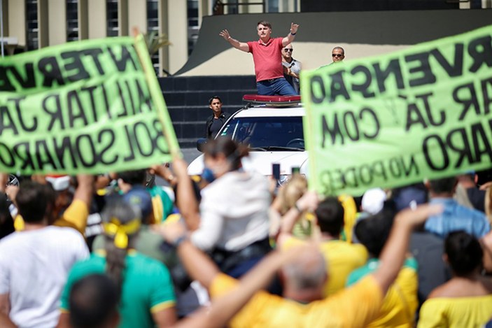 Brezilya'da karantina protestosu