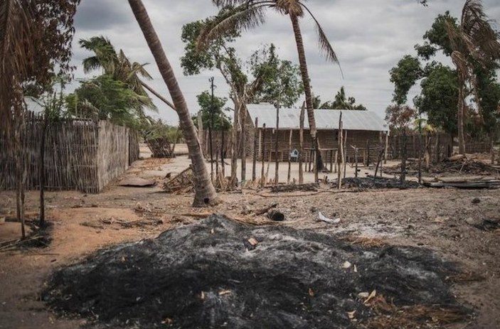 Mozambik'te örgüte katılmayan 52 genci öldürdüler