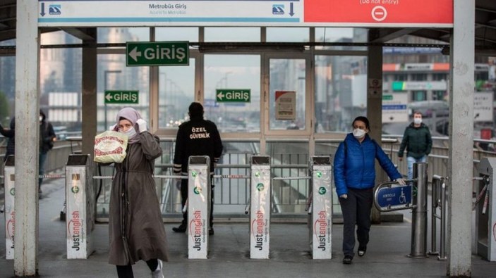 İstanbul'da sokağa çıkma yasağında toplu ulaşım tedbiri