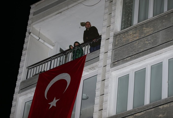 İstanbul'da davulcular, sahur mesailerine başladı