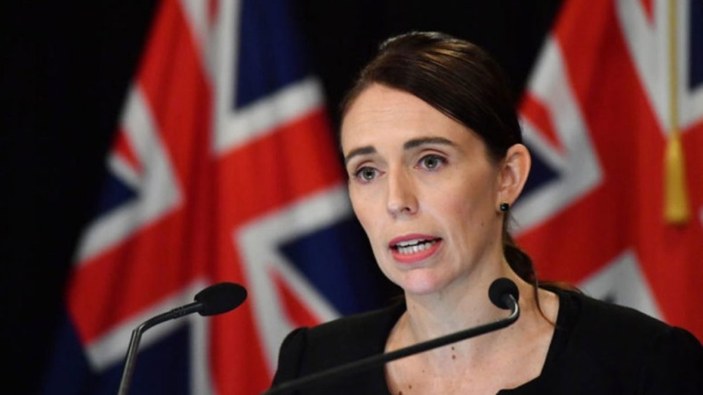 Yeni Zelanda Başbakanı Ardern: Koronavirüsü yok ettik