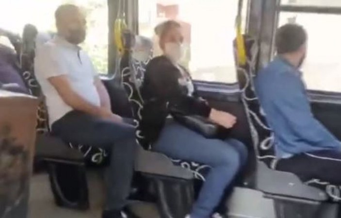 İstanbul'da sosyal mesafeyi ihlal eden minibüs sürücüsüne ceza