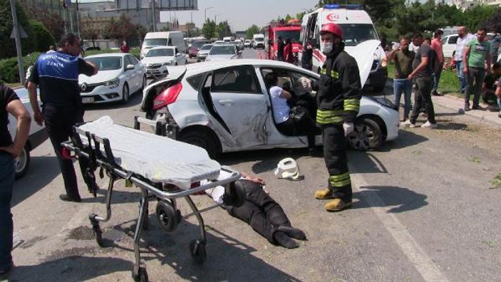 Konya'da taksi ile otomobil çarpıştı: 1 ölü, 5 yaralı
