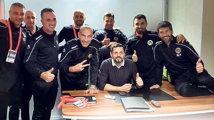 Erol Bulut, Fenerbahçe'ye ekibiyle gelecek