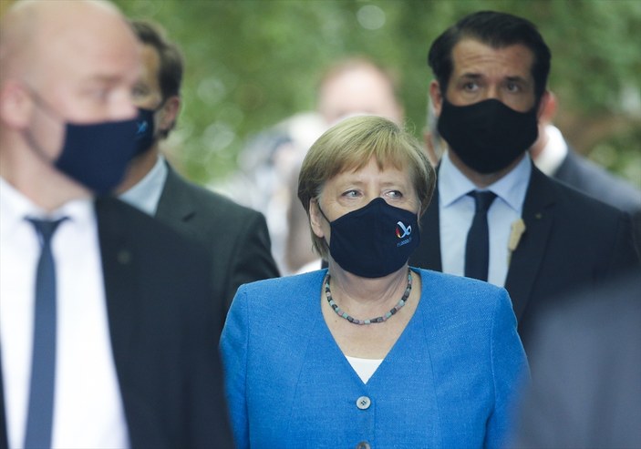 Merkel: Kuzey Akım-2 tamamlanacak