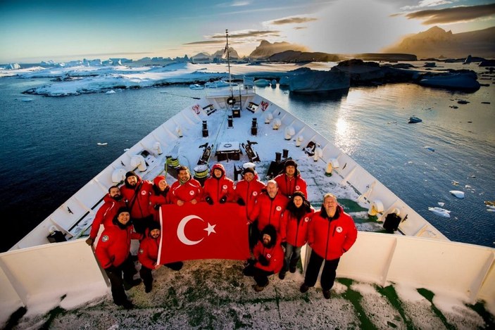 Sanayi ve Teknoloji Bakanı Mustafa Varank: Antarktika'da kalıcı üs kuruyoruz