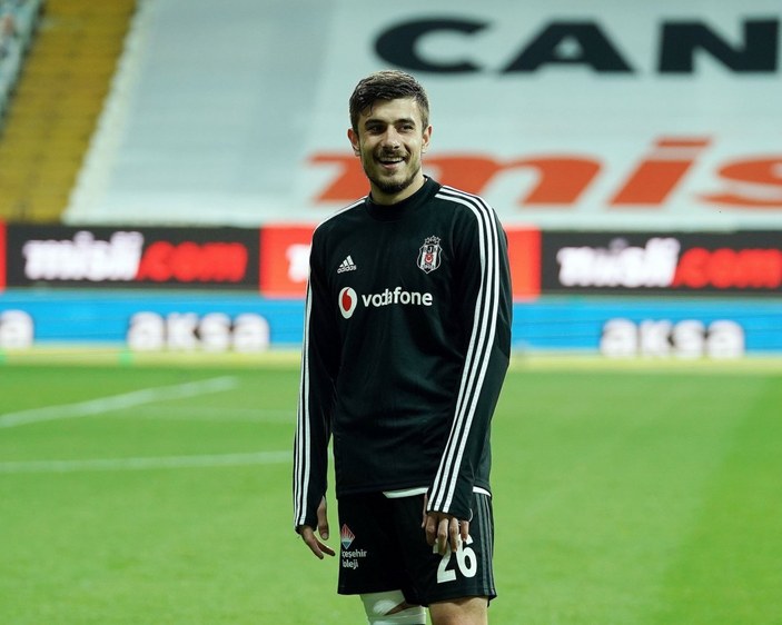 Dorukhan Toköz, Beşiktaş'ta kalıyor