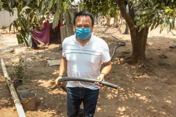 Meksika'da halk, belediye başkanını ağaca bağladı