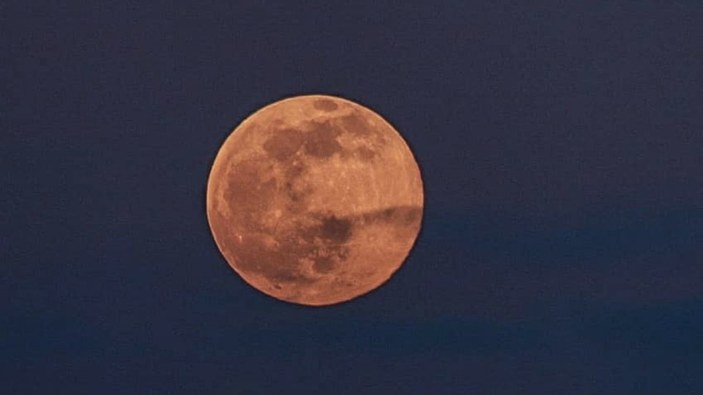 Çanakkale'de yılın ilk dolunayı görüntülendi