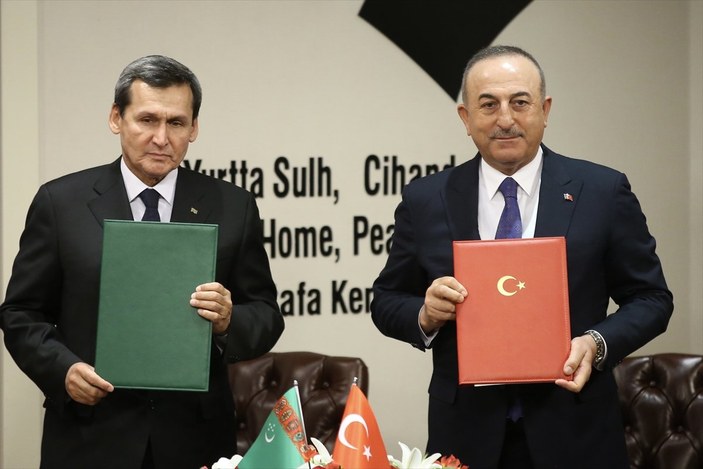 Mevlüt Çavuşoğlu: Türkmen gazının Türkiye'ye gelmesi için hazırız