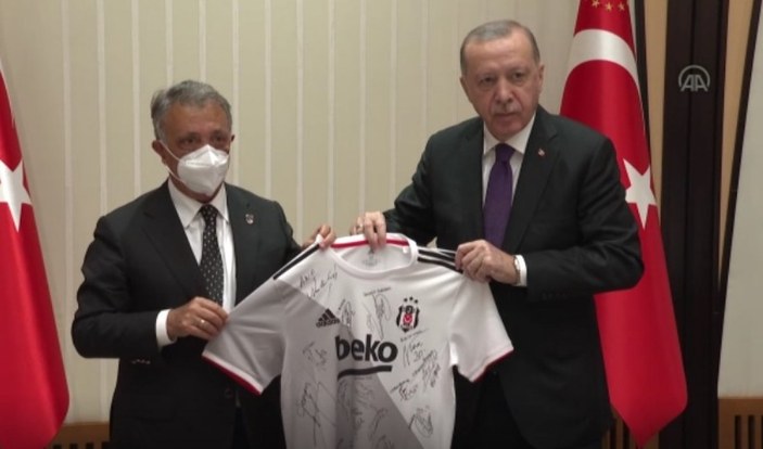 Cumhurbaşkanı Erdoğan: Önümüzdeki sezonu stadyumların dolacağı şekilde düzenlemek istiyoruz