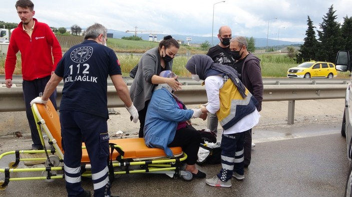 Bursa'da sağanak yağış kazaya neden oldu: 7 yaralı