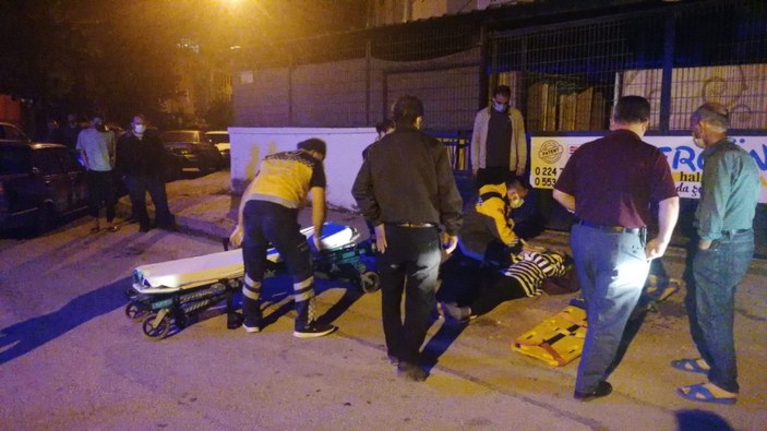Bursa'da treeporter ve motosiklet çarpıştı: 2 yaralı
