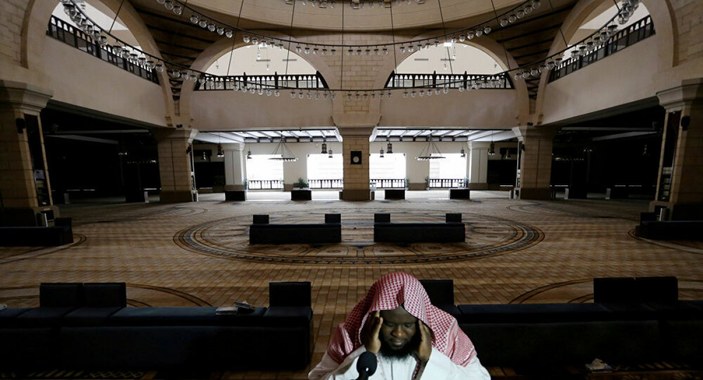 Suudi Arabistan camilerinde hoparlör düzenlemesi