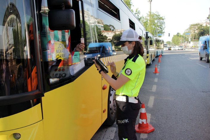 İstanbul'da toplu taşıma araçlarında koronavirüs denetimi yapıldı