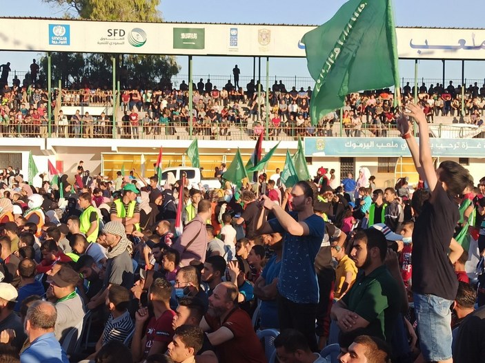 Hamas, Gazze Şeridi’nde şehit olanlar adına toplu anma töreni düzenledi
