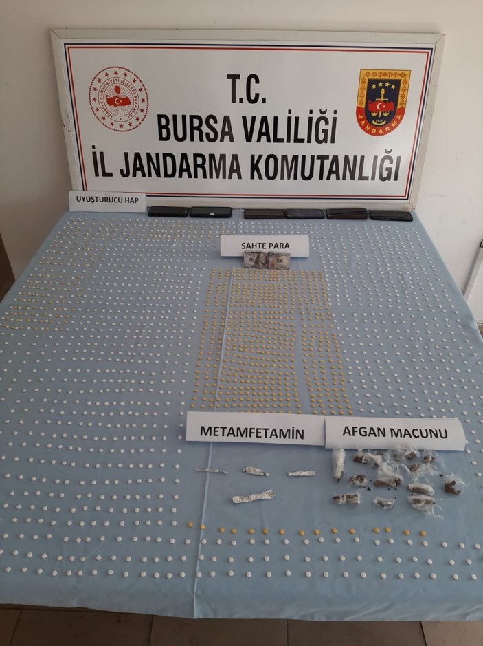 Bursa'da zehir tacirleri suçüstü yakalandı