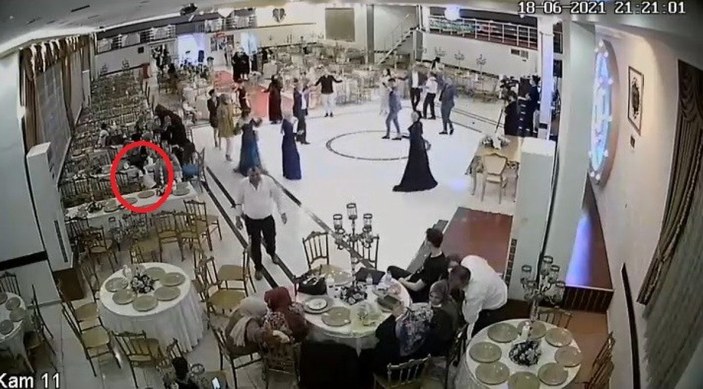 Bursa’da küçük kızın düğün salonundaki hırsızlık anları kamerada