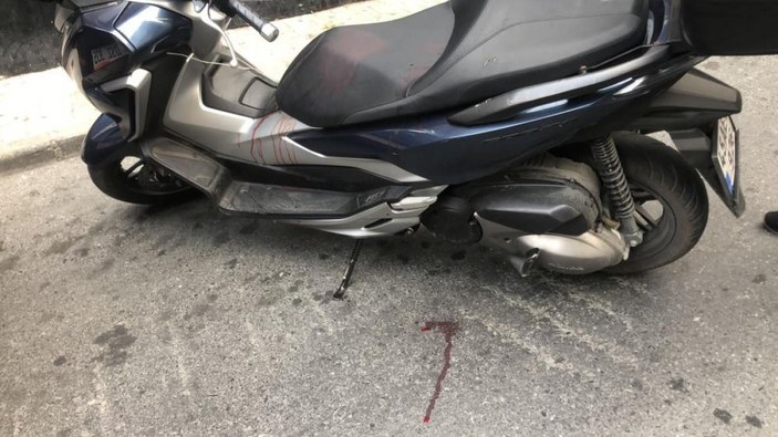 Kağıthane’de 'borç verme' kavgası: Sokak ortasında bıçaklandı